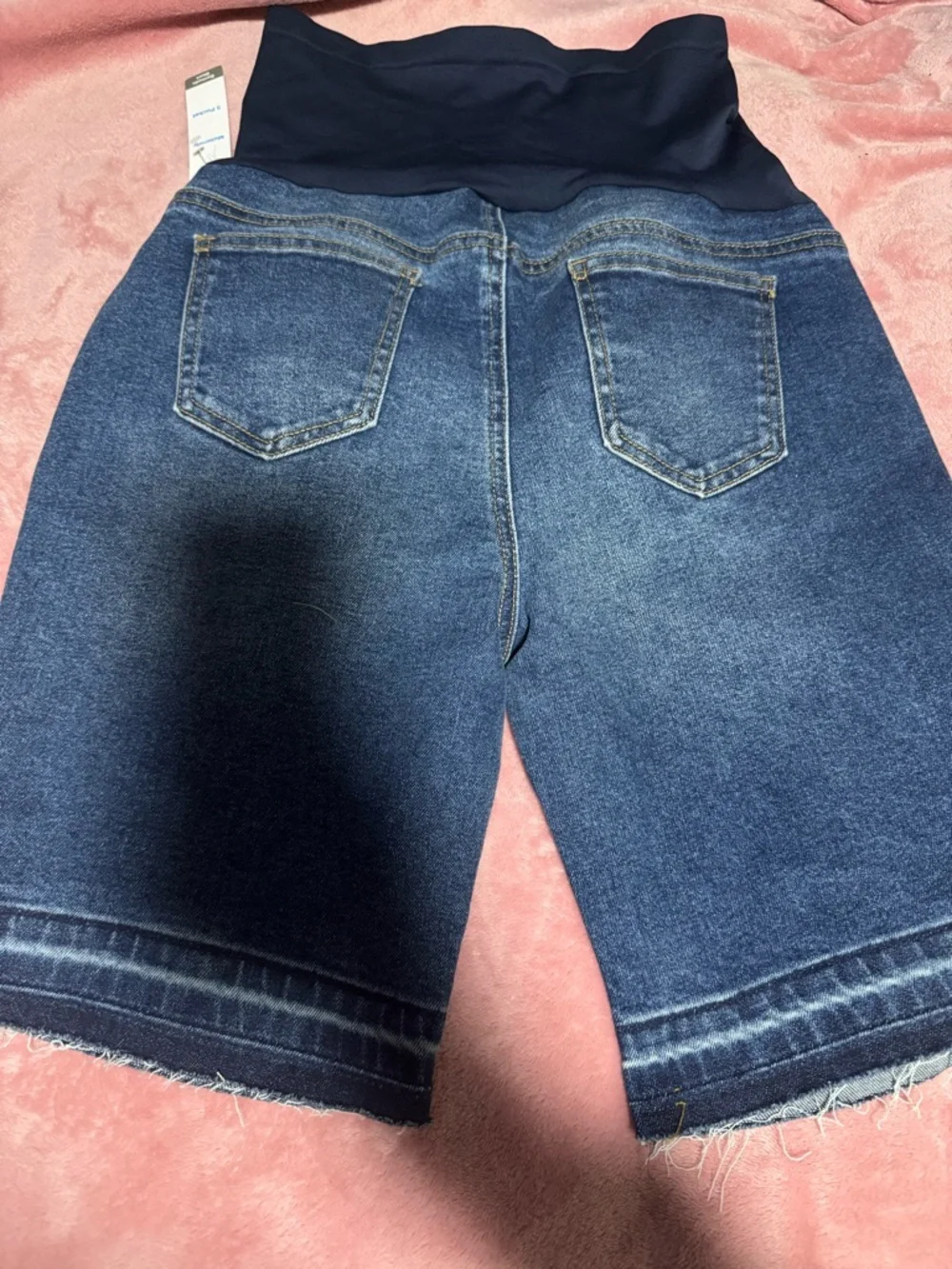 Maternity shorts - Picture 7 of 7